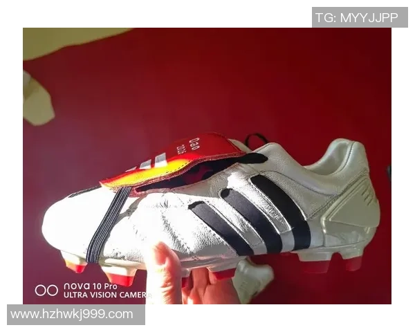 袋鼠皮足球鞋加持 球星们的锋芒与速度之选